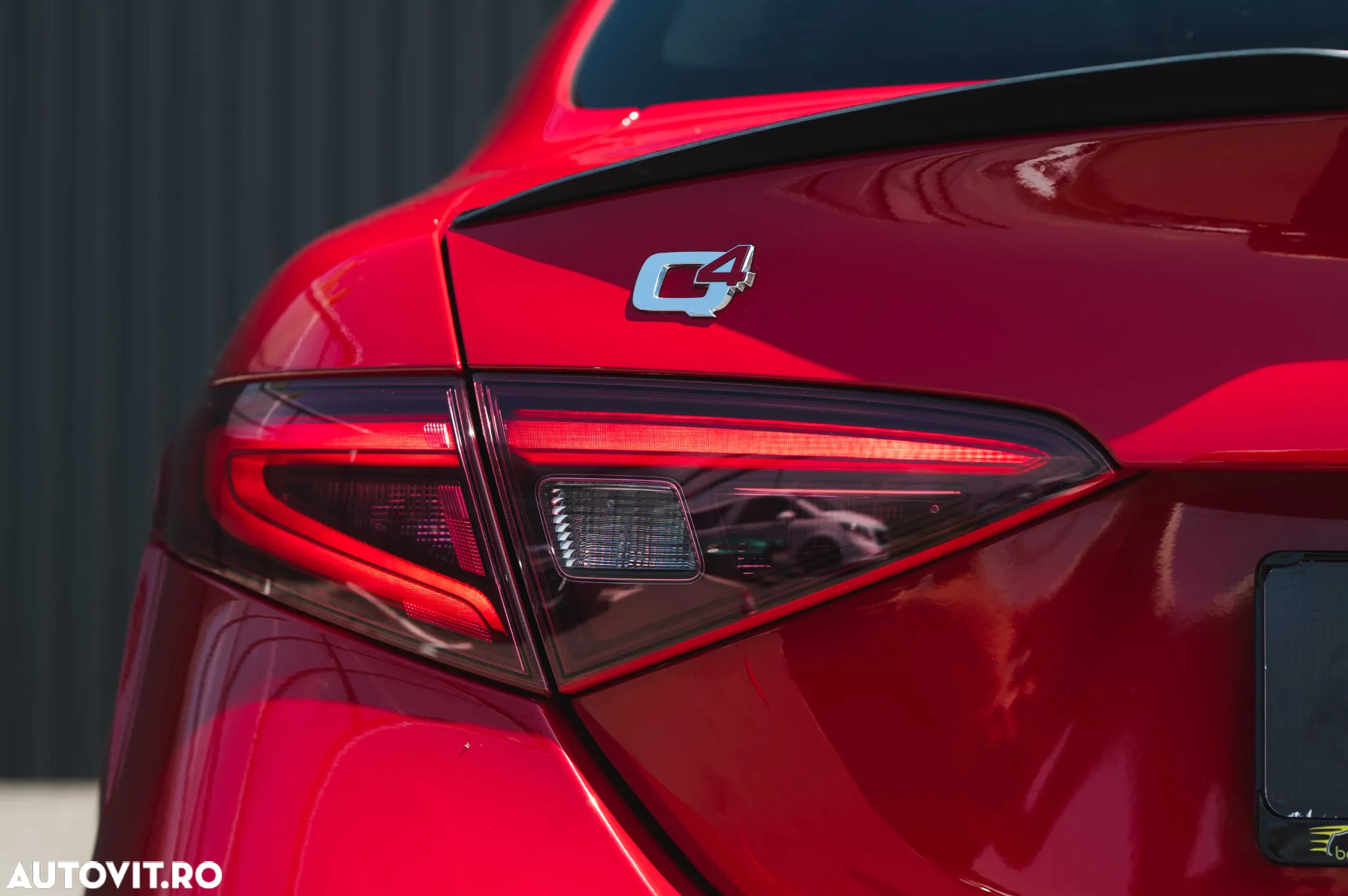 Alfa Romeo Giulia 2.2 Diesel AT8-Q4 Veloce - 12