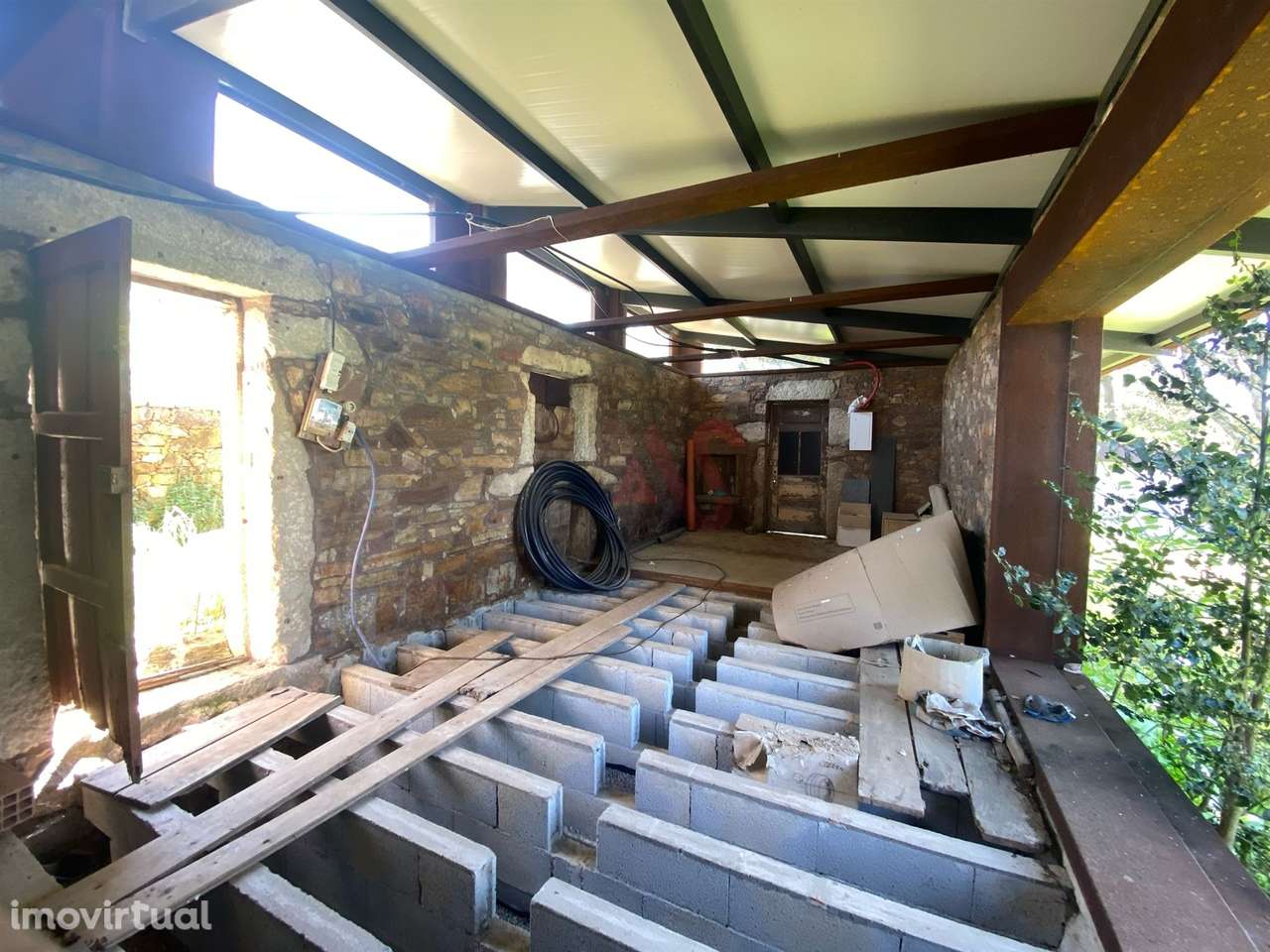 Quintinha para restauro com 2 Hectares em Guimarei, Santo Tirso - Grande imagem: 5/18