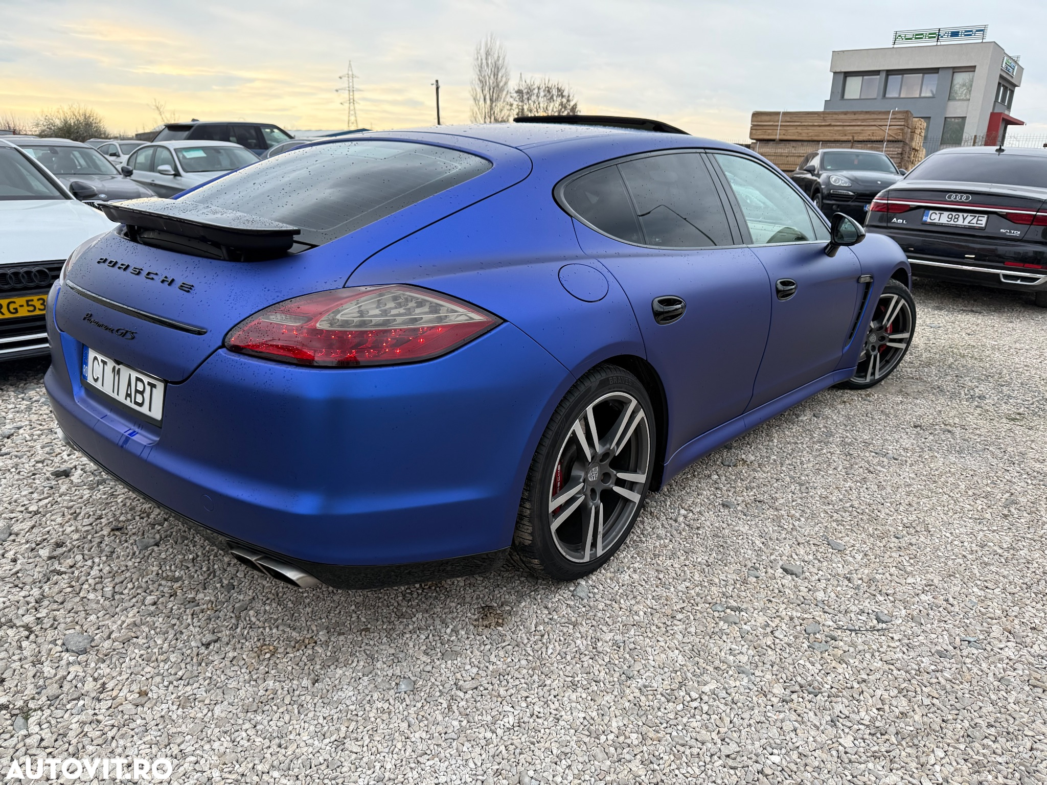 Porsche Panamera 4 PDK Platinum Edition - 16