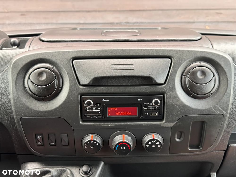 Renault Master - 25