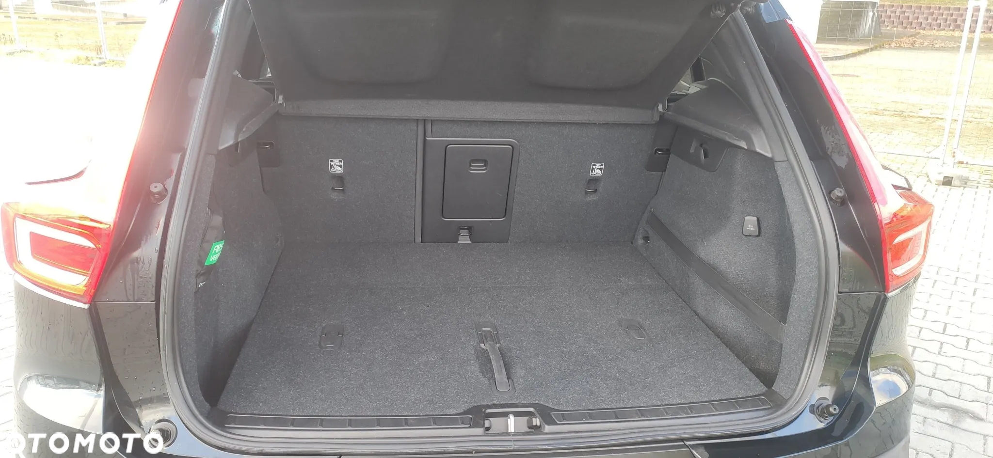 Volvo XC 40 T3 Momentum Pro - 13