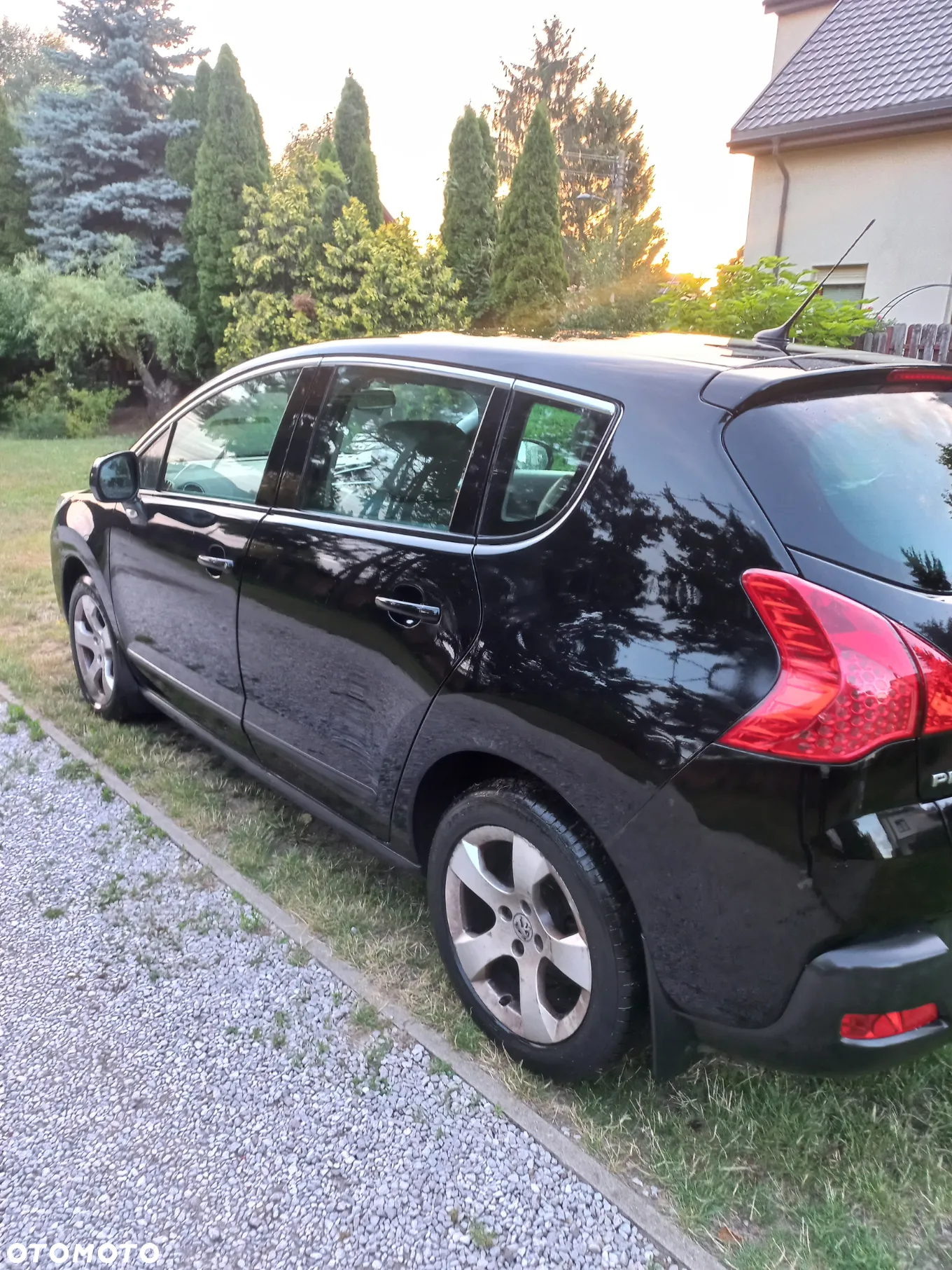 Peugeot 3008 1.6 HDi Premium - 3