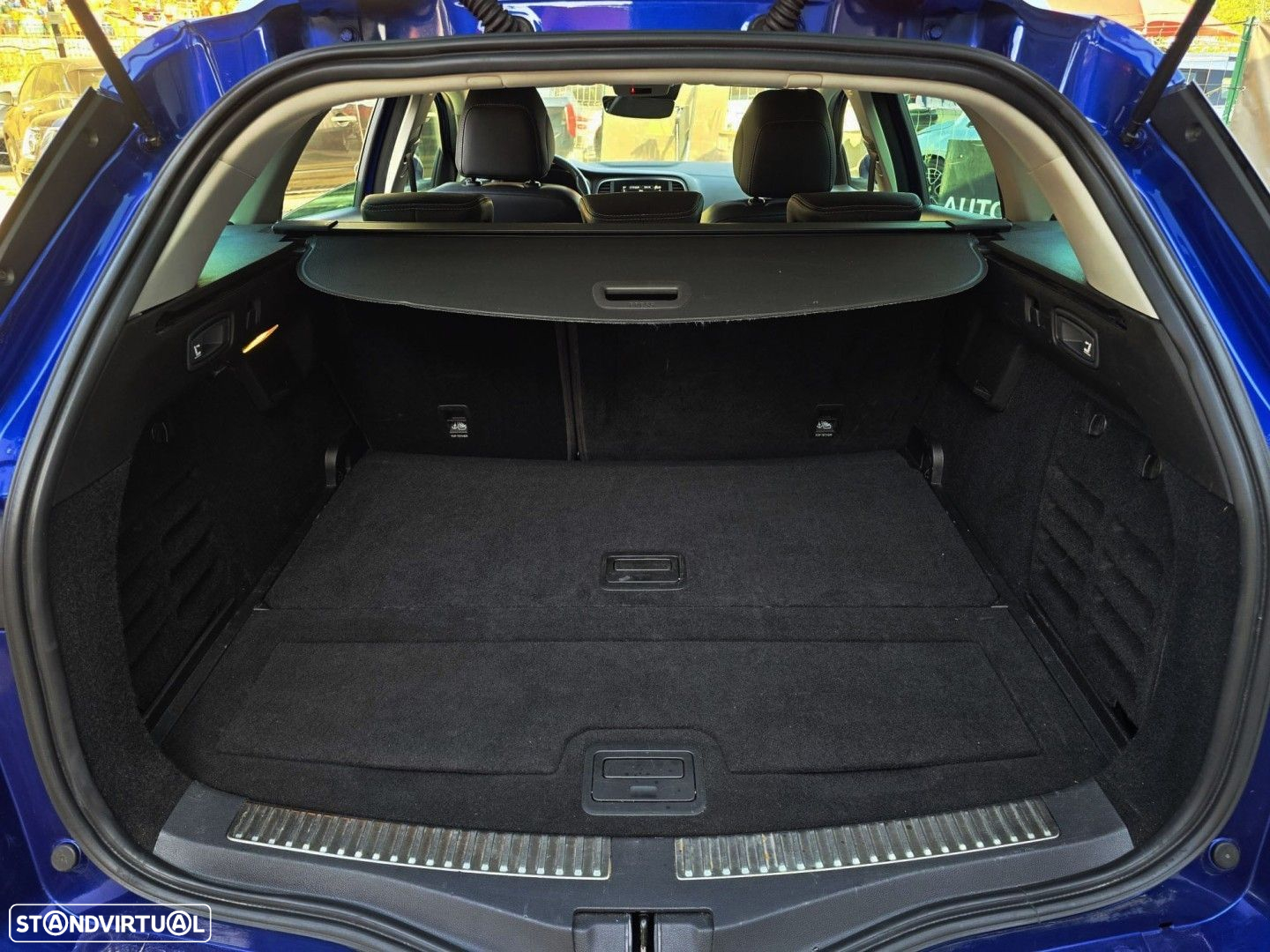 Renault Mégane Sport Tourer BLUE dCi 115 EDC INTENS - 23