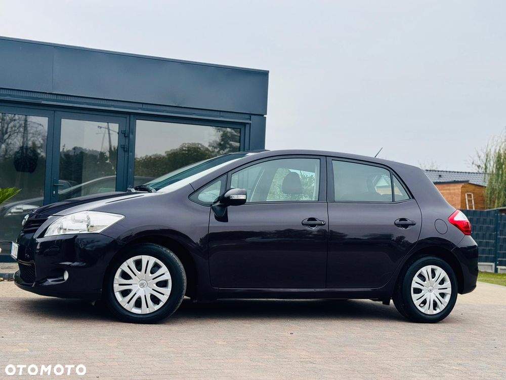Toyota Auris - 13