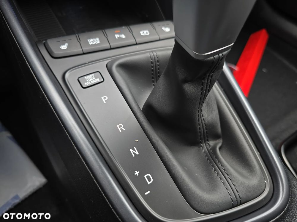Hyundai i20 1.0 T-GDi Smart DCT - 17