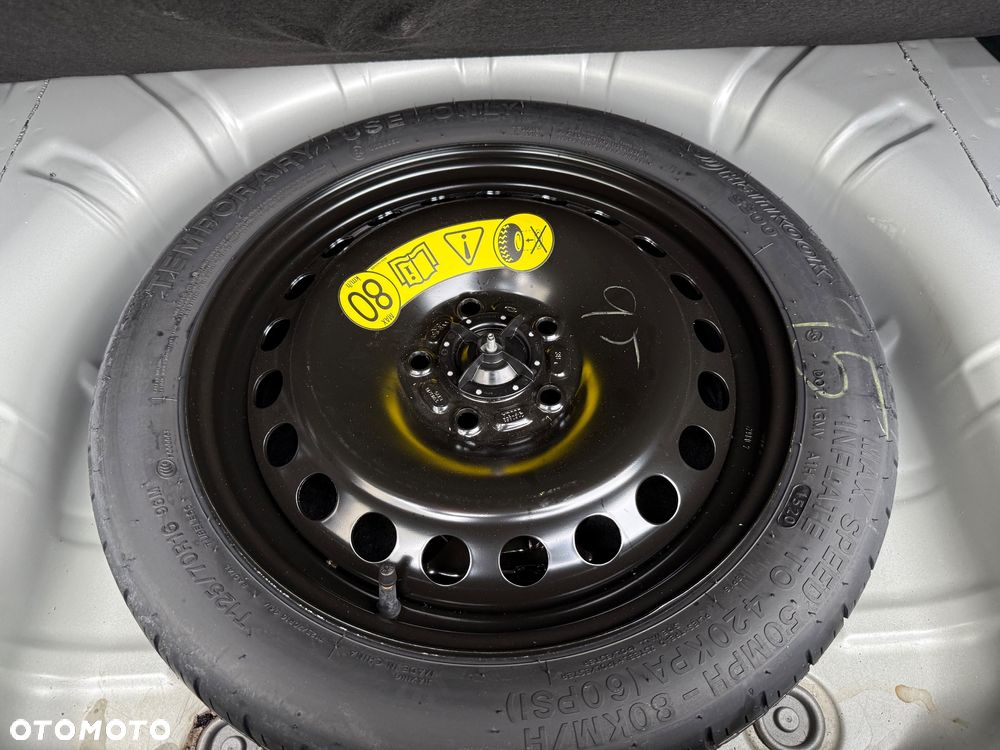 Ford Focus Turnier 1.5 EcoBlue Start-Stopp-System TITANIUM - 34