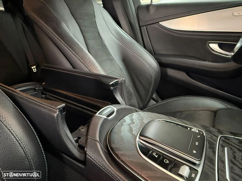 Mercedes-Benz E 300 de AMG Line - 30