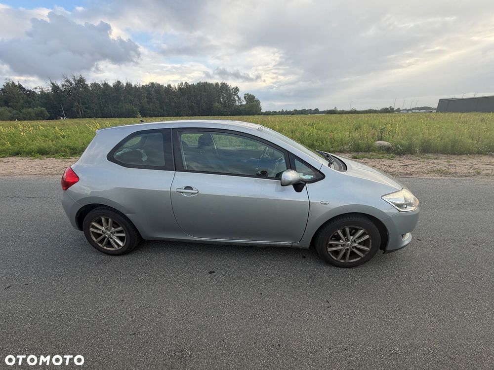Toyota Auris - 7