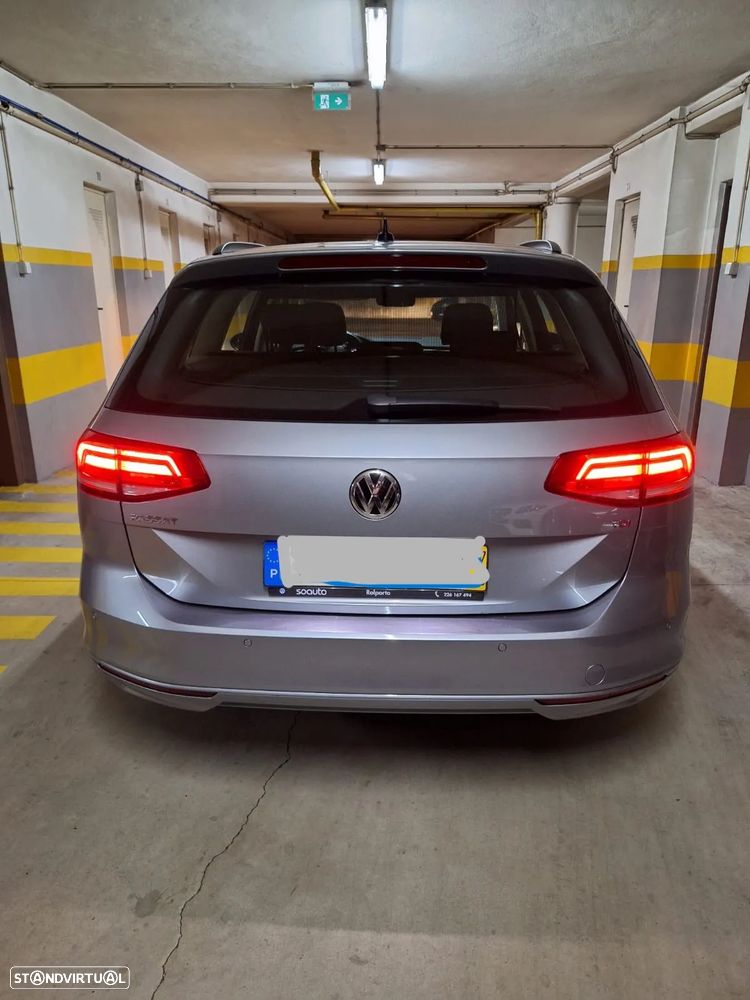 VW Passat Variant 1.6 TDI Confortline - 1