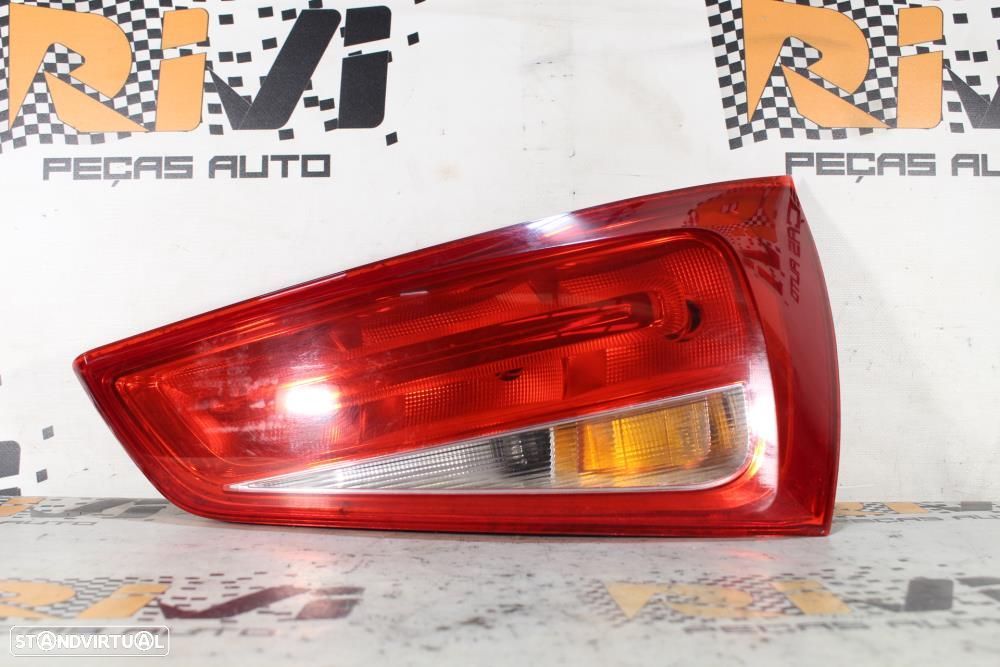 Farolim Direito Audi A1 (8X1, 8Xk)  8X0945094 / 8X0 945 094 - 1