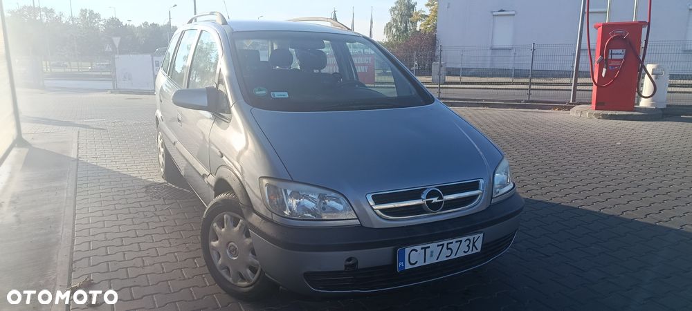 Opel Zafira - 4