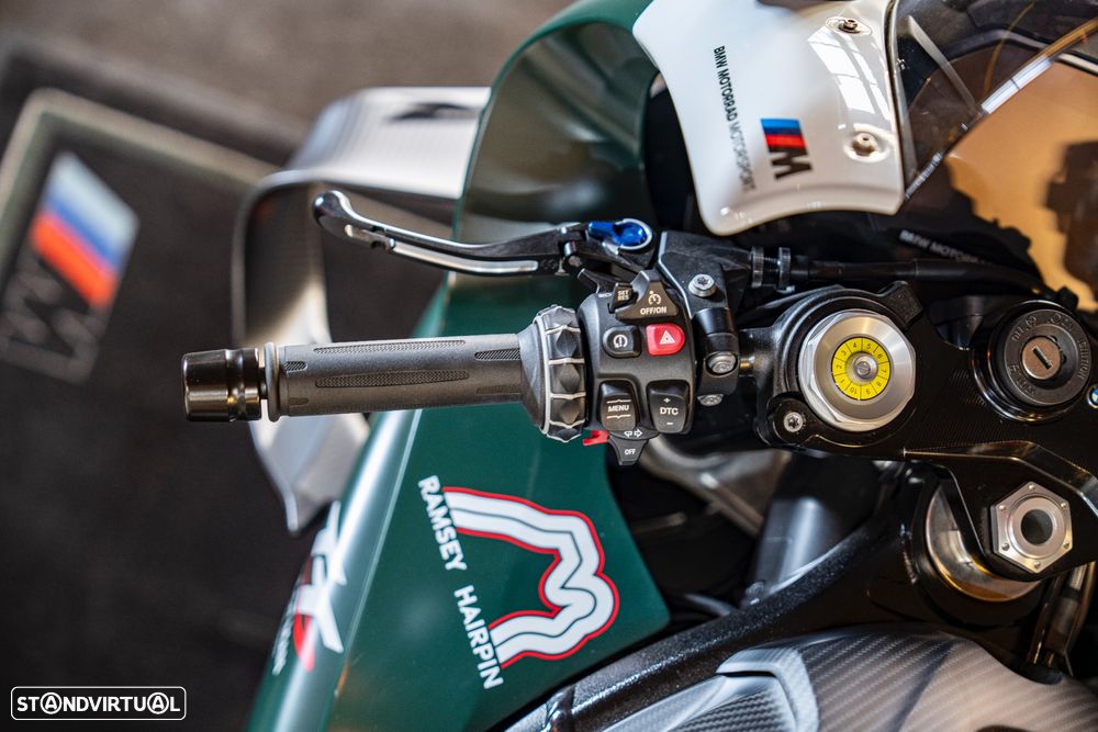 BMW M 1000 RR TT Isle of Man Edition - 23