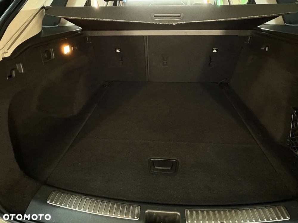 Opel Insignia - 12