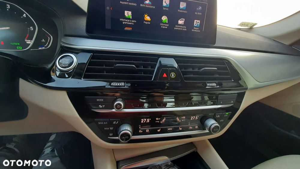 BMW Seria 5 520d - 13
