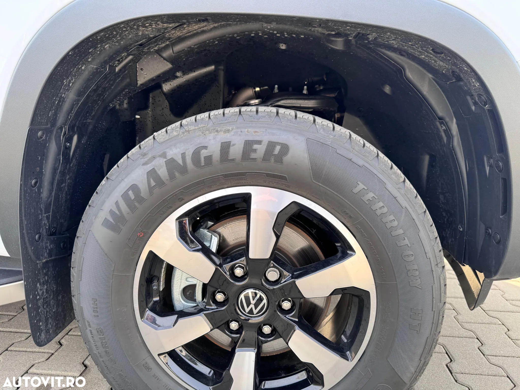 Volkswagen Amarok 3.0 TDI 241 CP 4M 10AT Style - 14