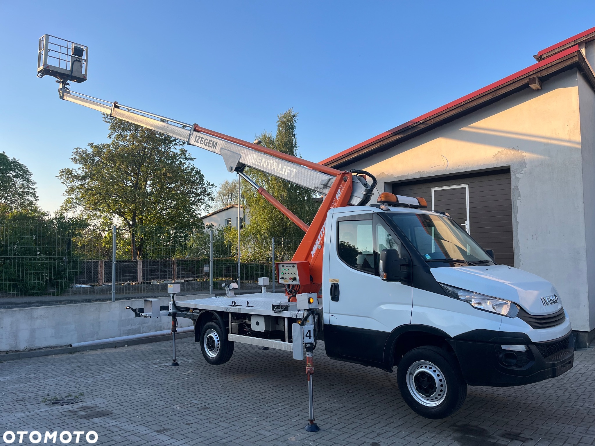 Iveco Podnośnik Koszowy Zwyżka 18 metrów Multitel MT182 Kosz 250KG!!! 13 M w Bok ! UDT BDB Stan jak Wumag Ruthmann GSR - 13