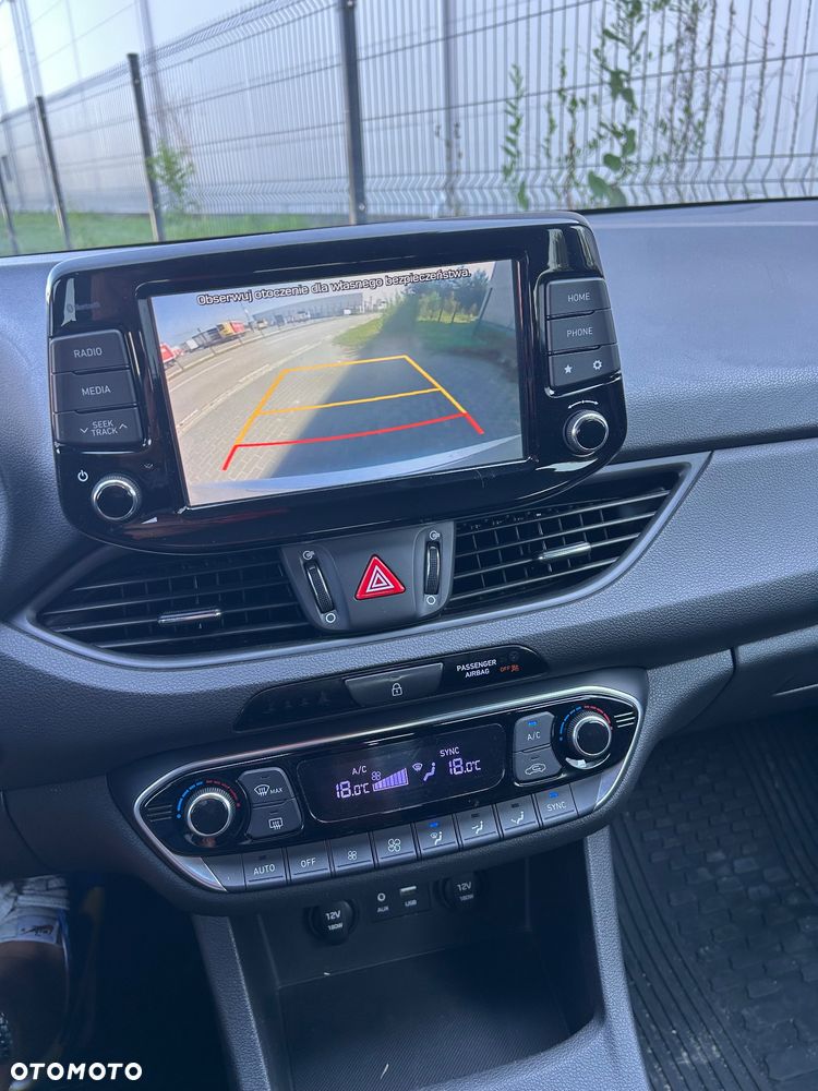 Hyundai i30 1.4 T-GDI Comfort DCT - 33