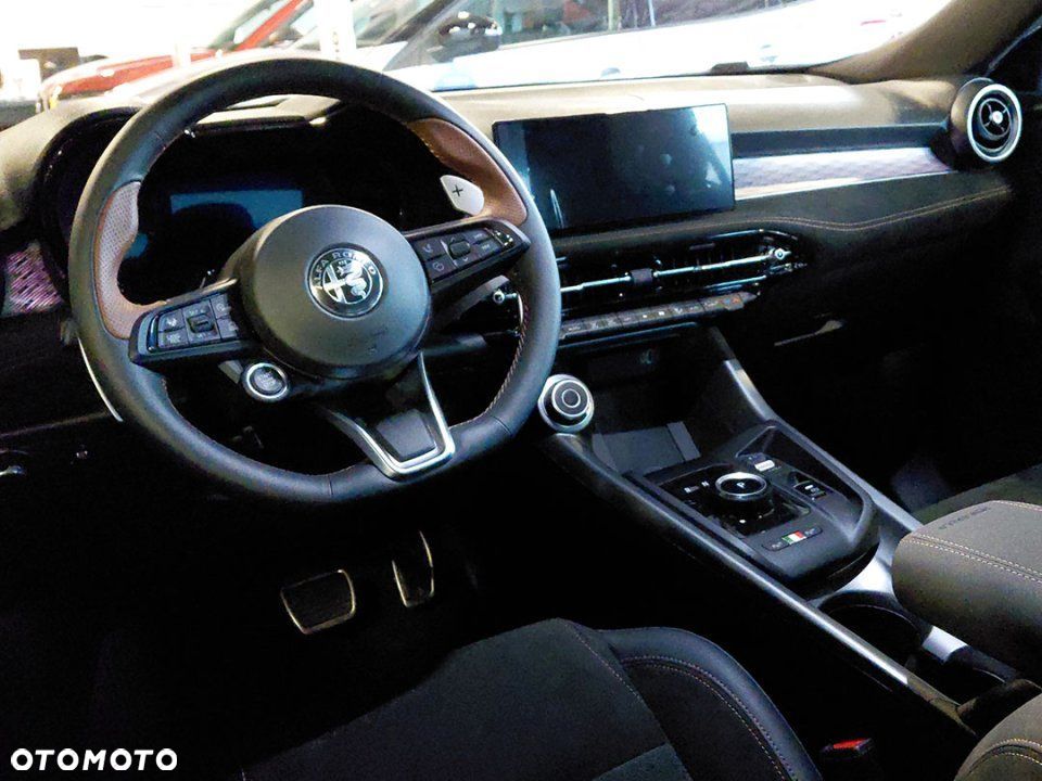 Alfa Romeo Tonale - 10