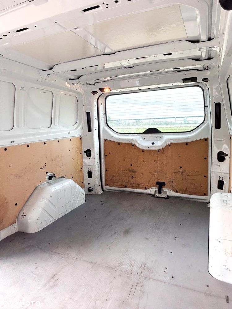 Ford transit custom - 16