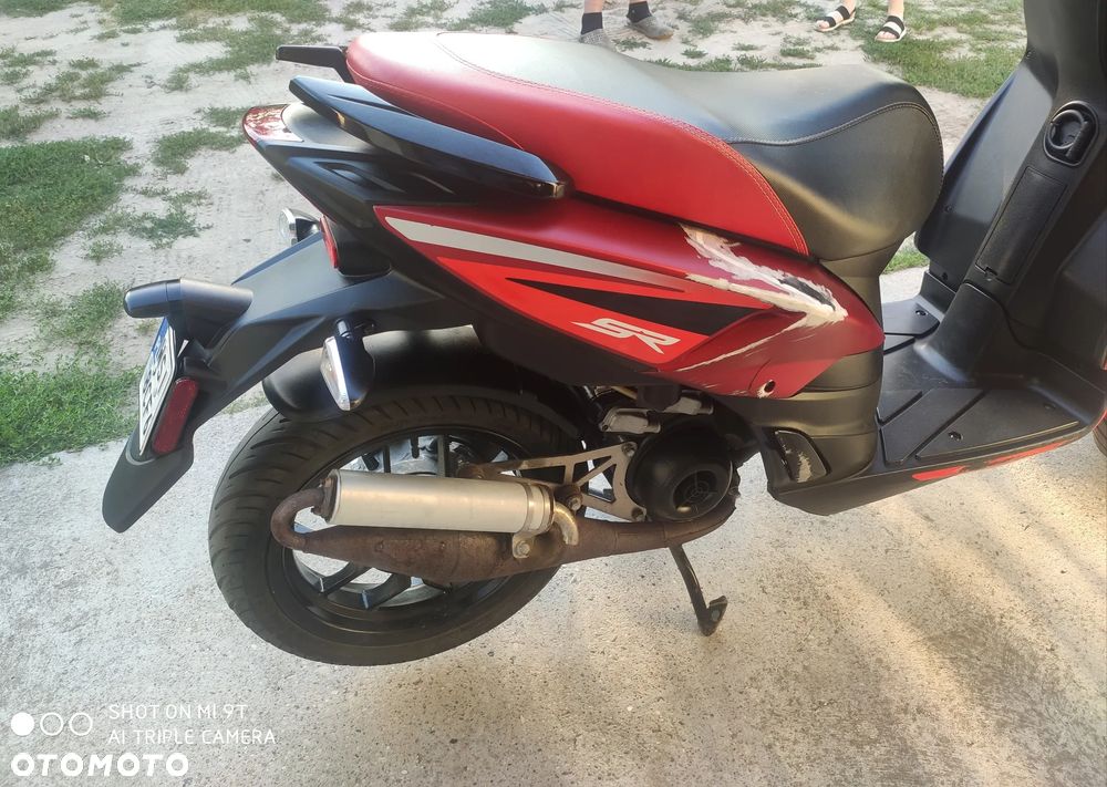 Aprilia SR - 5