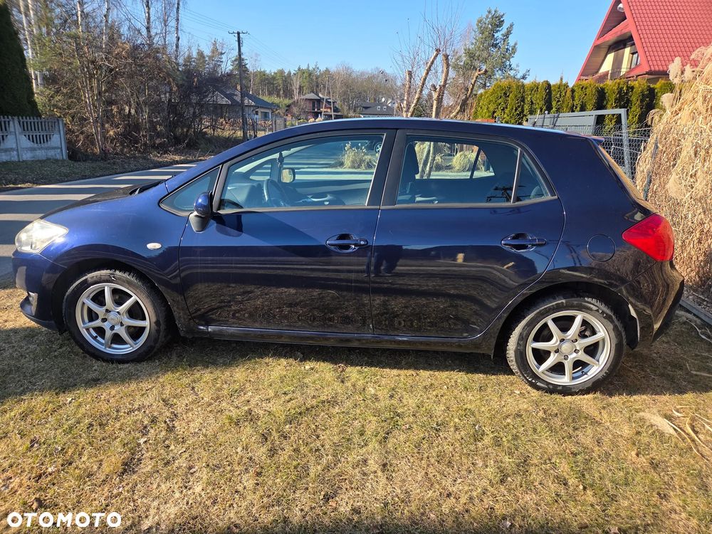 Toyota Auris 1.6 VVT-i Team - 2