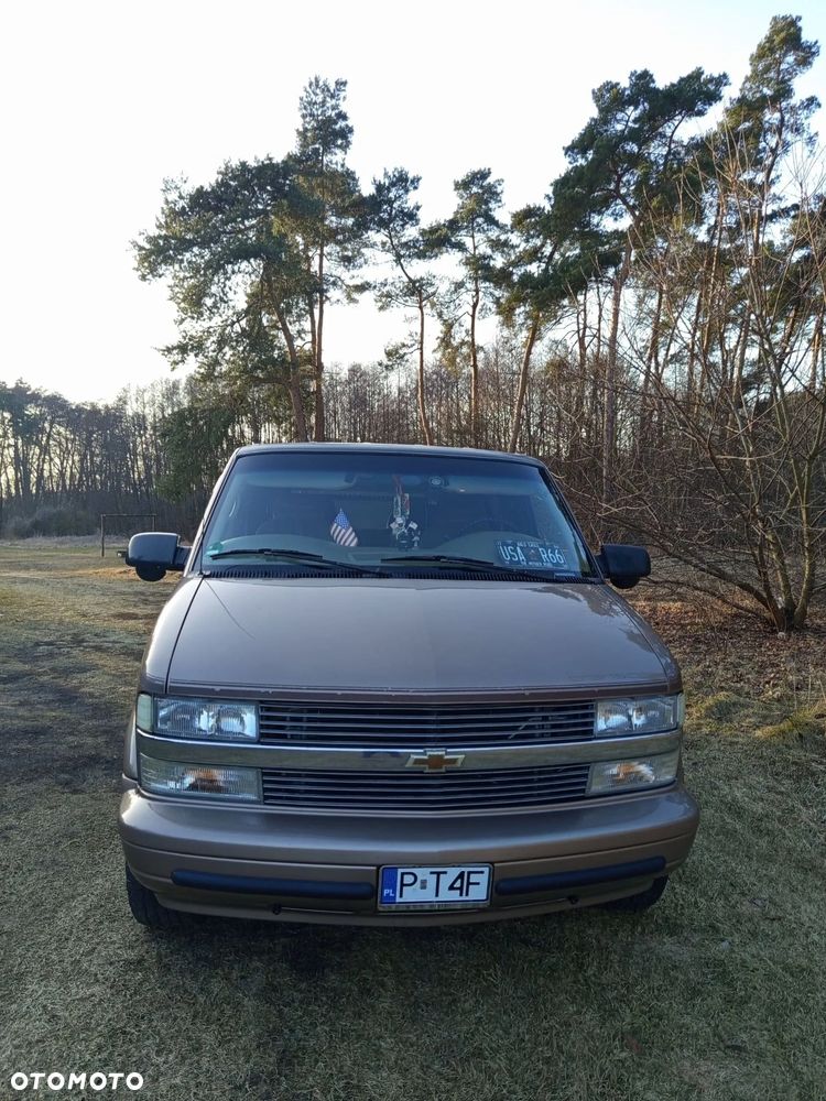 Chevrolet Astro 4.3i V6 - 21