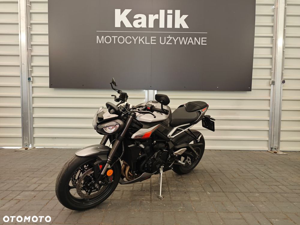 Triumph Street Triple - 5