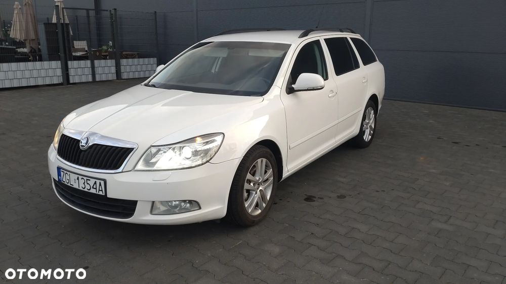Skoda Octavia 2.0 TDI Ambiente DSG - 3