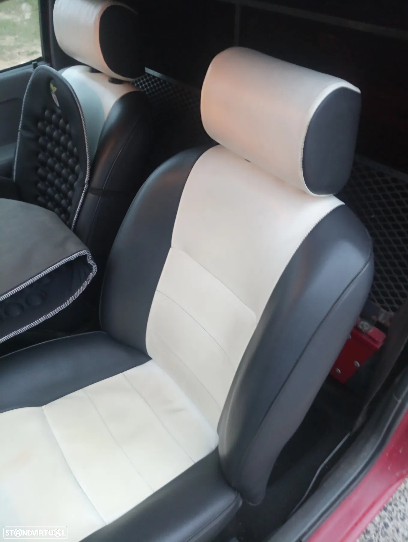 Renault Clio 1.9 RT - 5