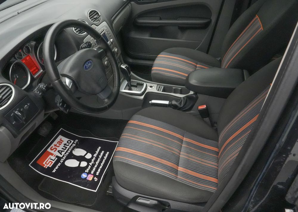 Ford Focus - 12
