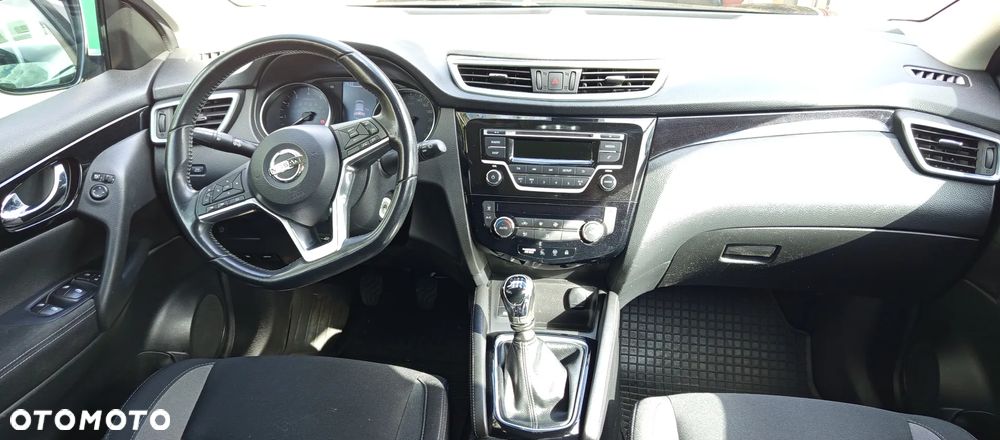 Nissan Qashqai 1.2 DIG-T N-Connecta - 28