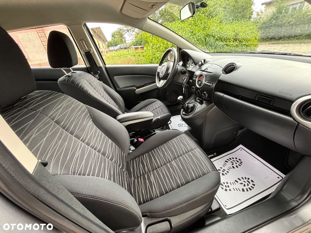 Mazda 2 1.3 Exclusive - 18