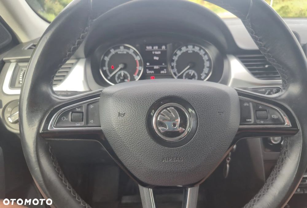 Skoda RAPID 1.0 TSI Ambition - 8