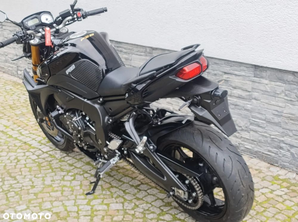 Yamaha FZ8 - 22