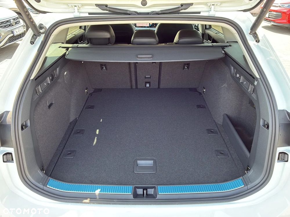 Volkswagen Passat Variant - 21