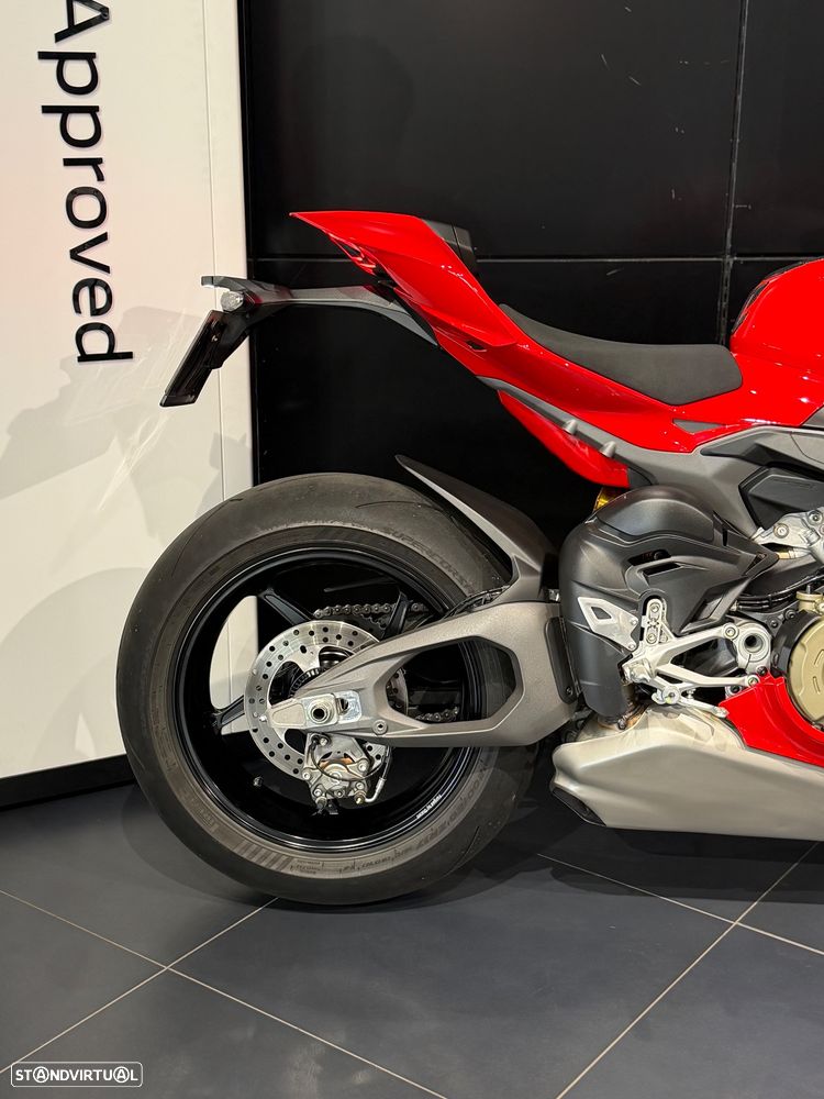 Ducati Panigale V4 S - 4