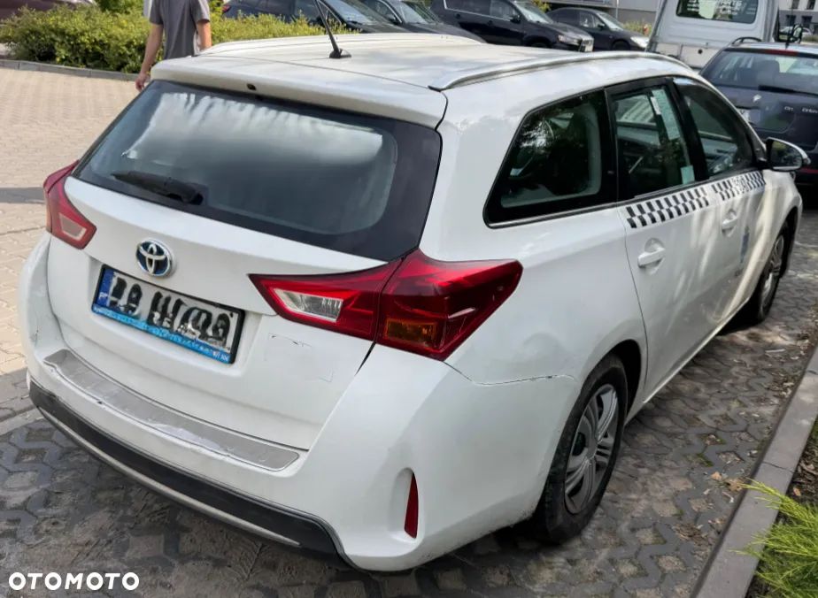 Toyota Auris - 3