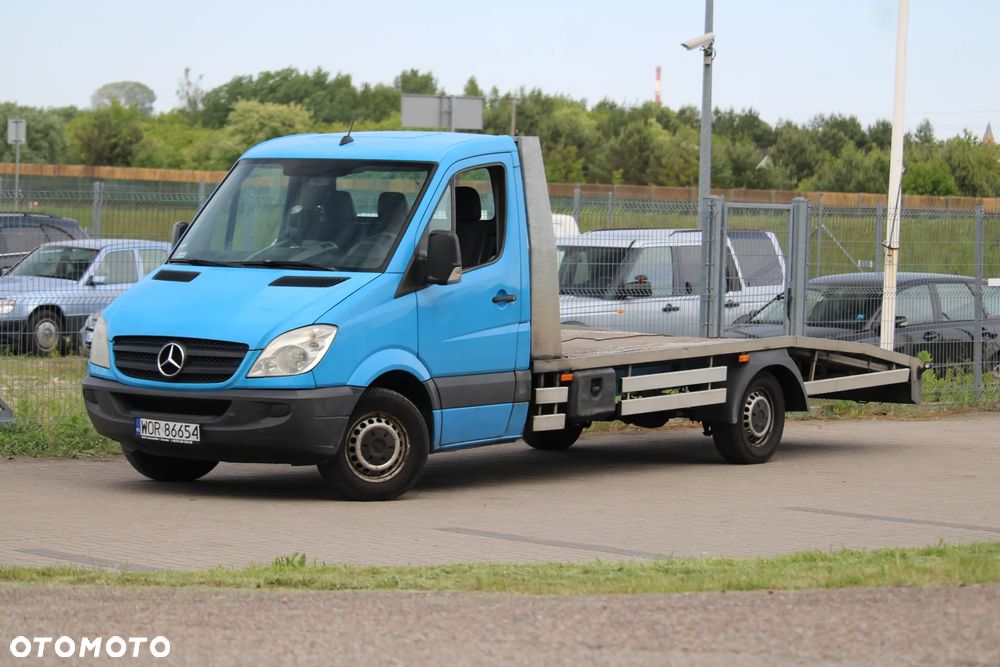 Mercedes-Benz Sprinter - 5