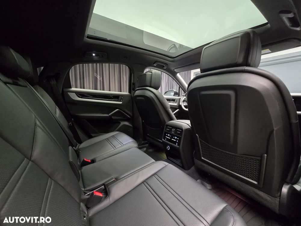 Porsche Cayenne Coupe S Tiptronic S - 23