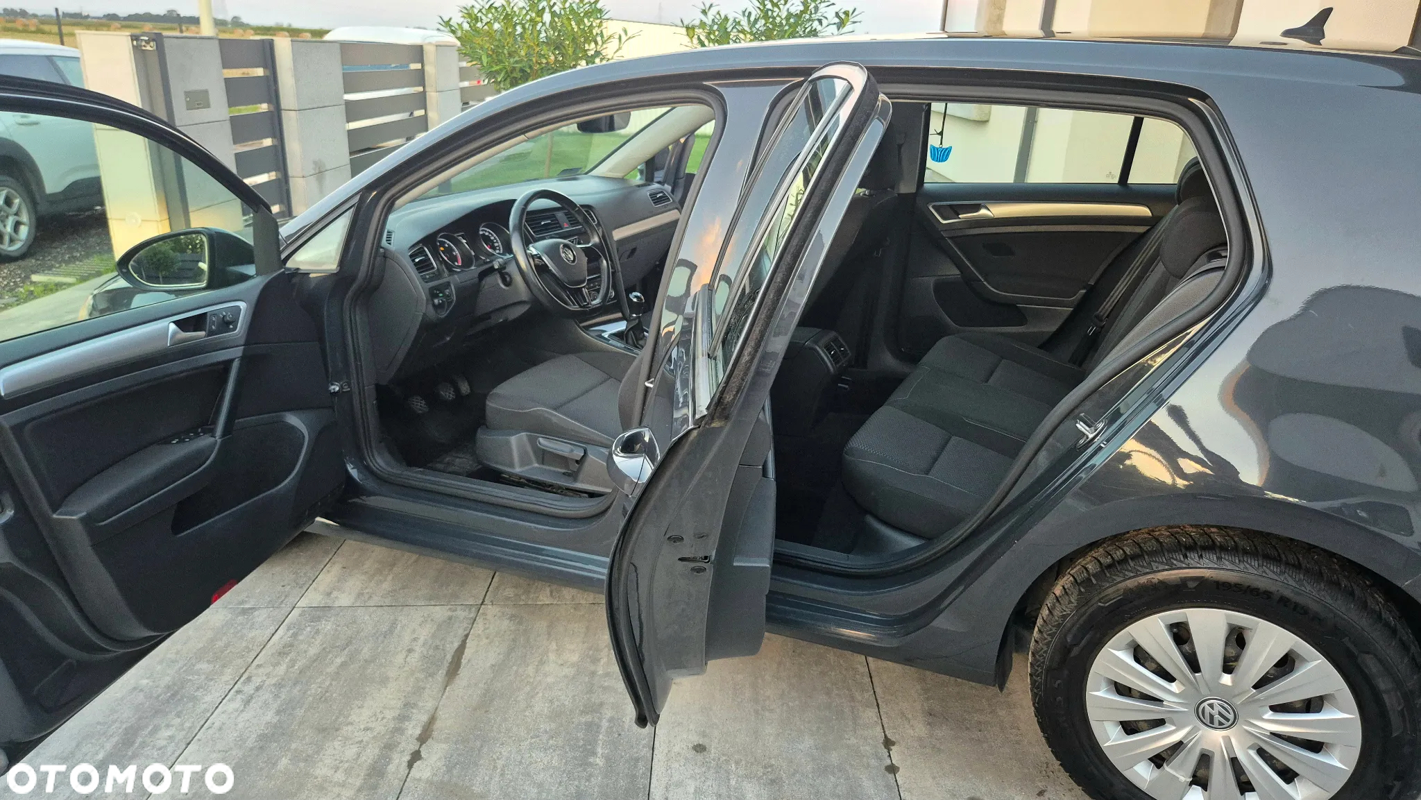Volkswagen Golf VII 1.6 TDI BMT Trendline - 20