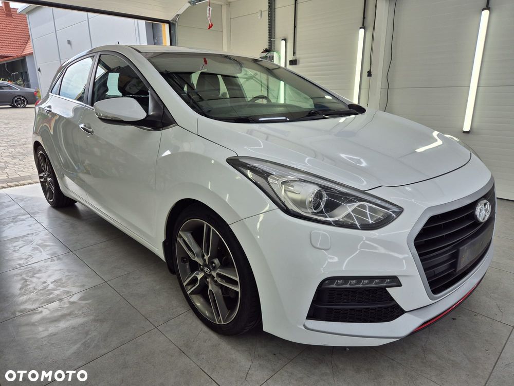 Hyundai i30 1.6 T GDI Turbo - 4