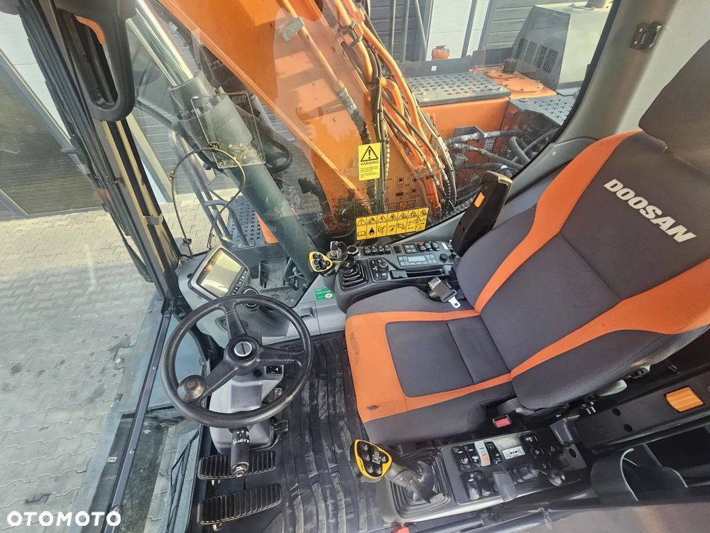 Doosan DX160W-5 - 10