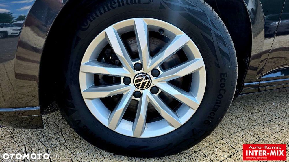 Volkswagen Passat - 10