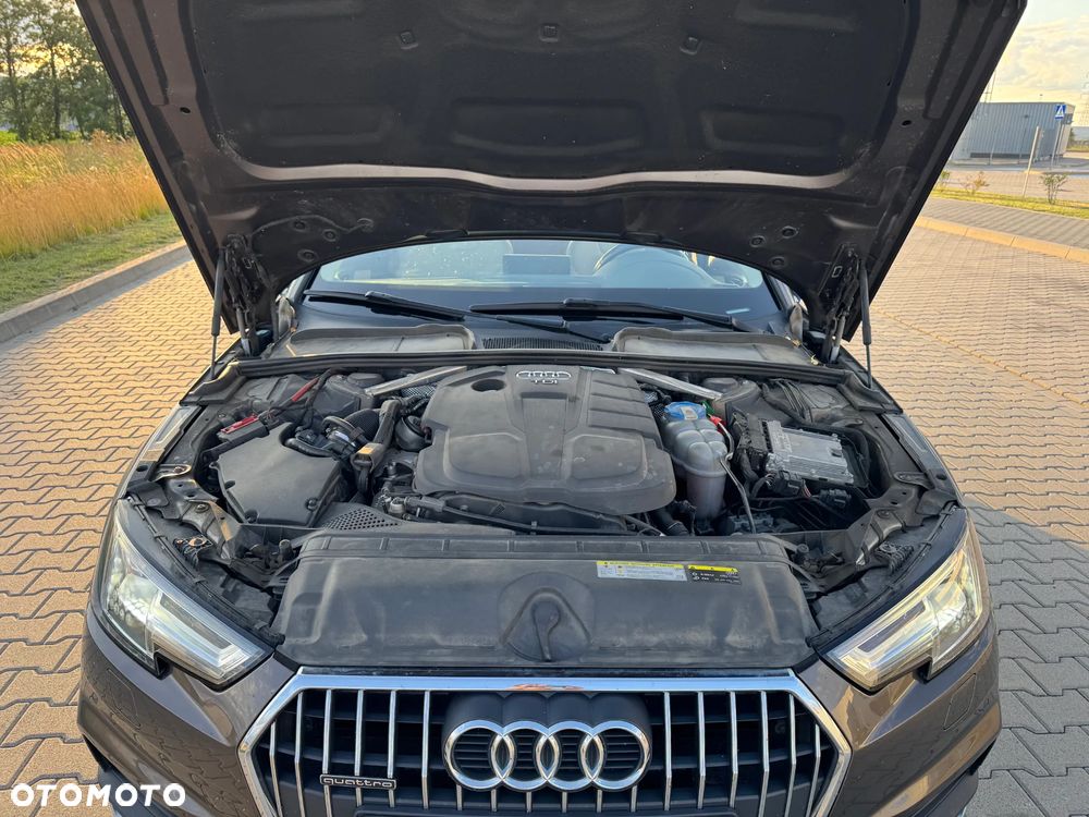 Audi A4 Allroad 2.0 TDI Quattro S tronic - 29