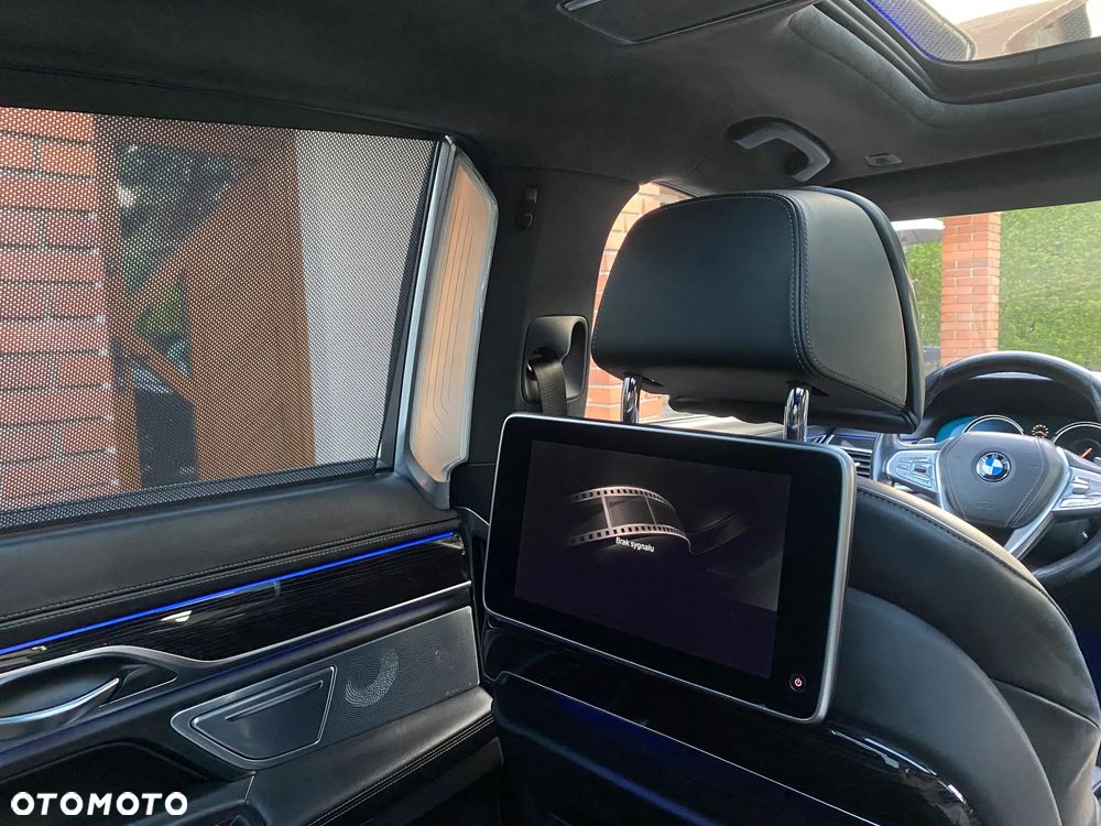 BMW Seria 7 730Ld - 31