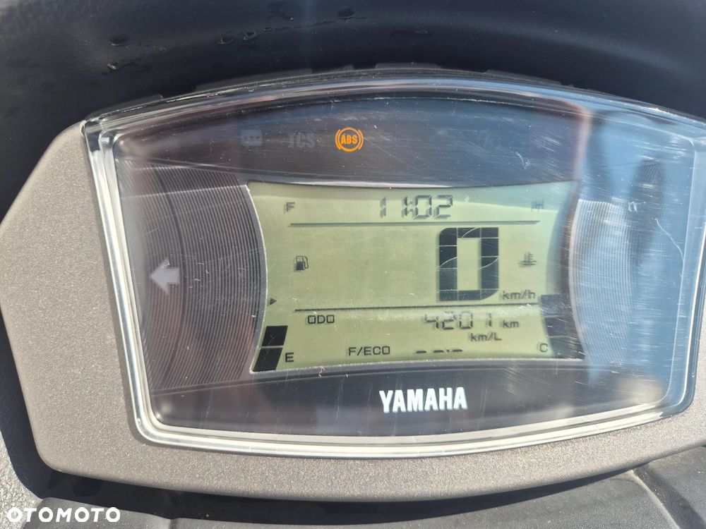 Yamaha NMAX - 3