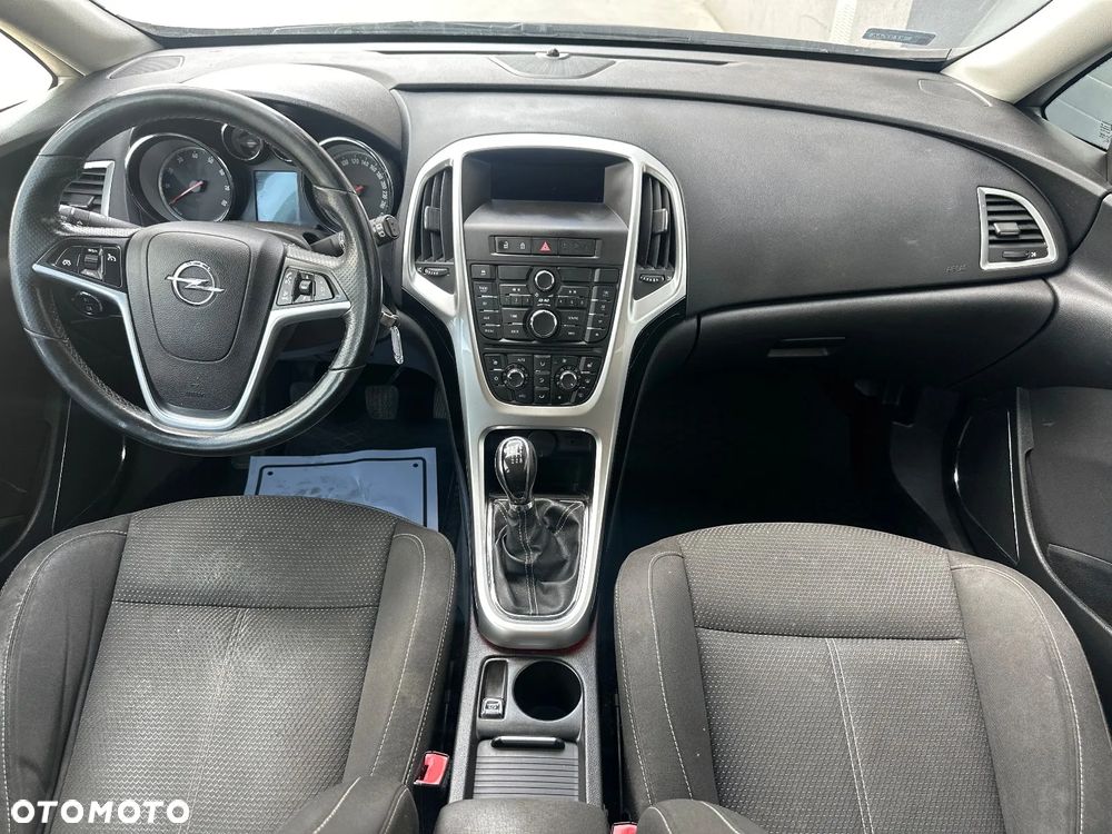 Opel Astra 1.4 Turbo Cosmo - 19
