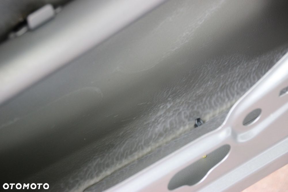 Toyota Corolla 1.8 Hybrid Style - 33