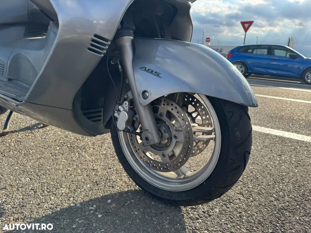Suzuki AN 650 Burgman - 4