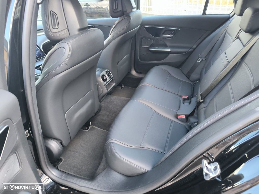Mercedes-Benz C 300 e T 9G-TRONIC Avantgarde - 23